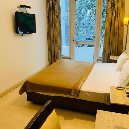 Metropolis Tourist Home Paharganj New Delhi Bagian luar foto