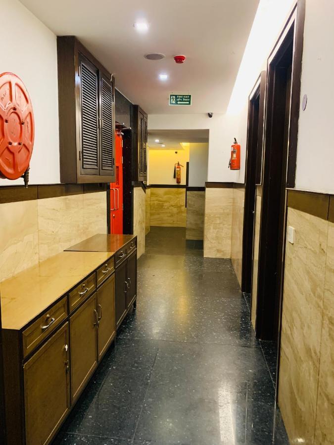 Metropolis Tourist Home Paharganj New Delhi Bagian luar foto