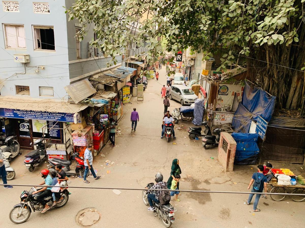 Metropolis Tourist Home Paharganj New Delhi Bagian luar foto