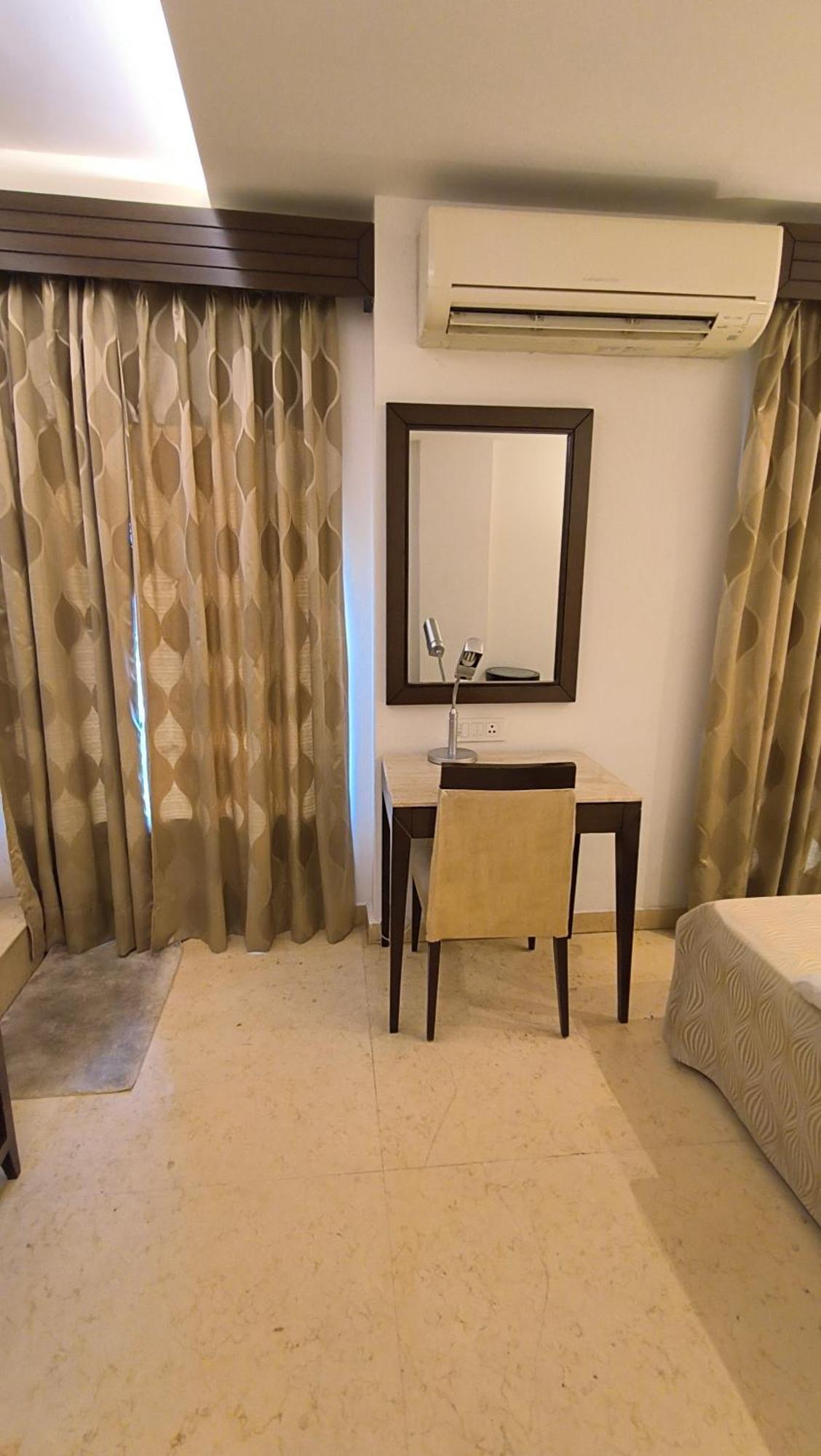 Metropolis Tourist Home Paharganj New Delhi Bagian luar foto